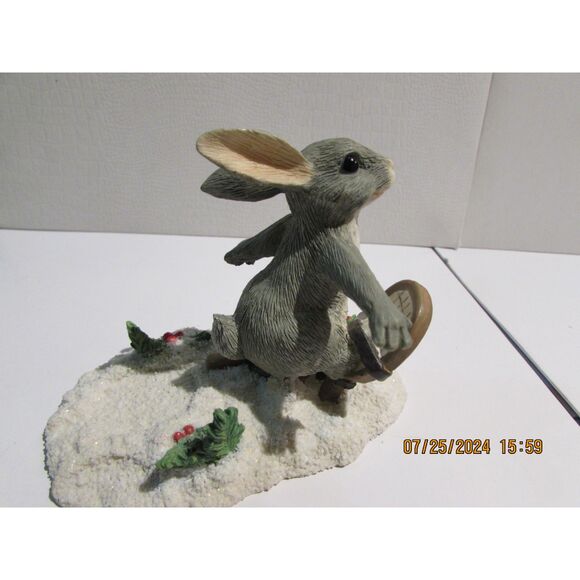 SILVESTRI BINKEY SNOW SHOEING FIGURINE CHARMING TAILS CHRISTMAS SNOW BUNNY - Picture 4 of 6